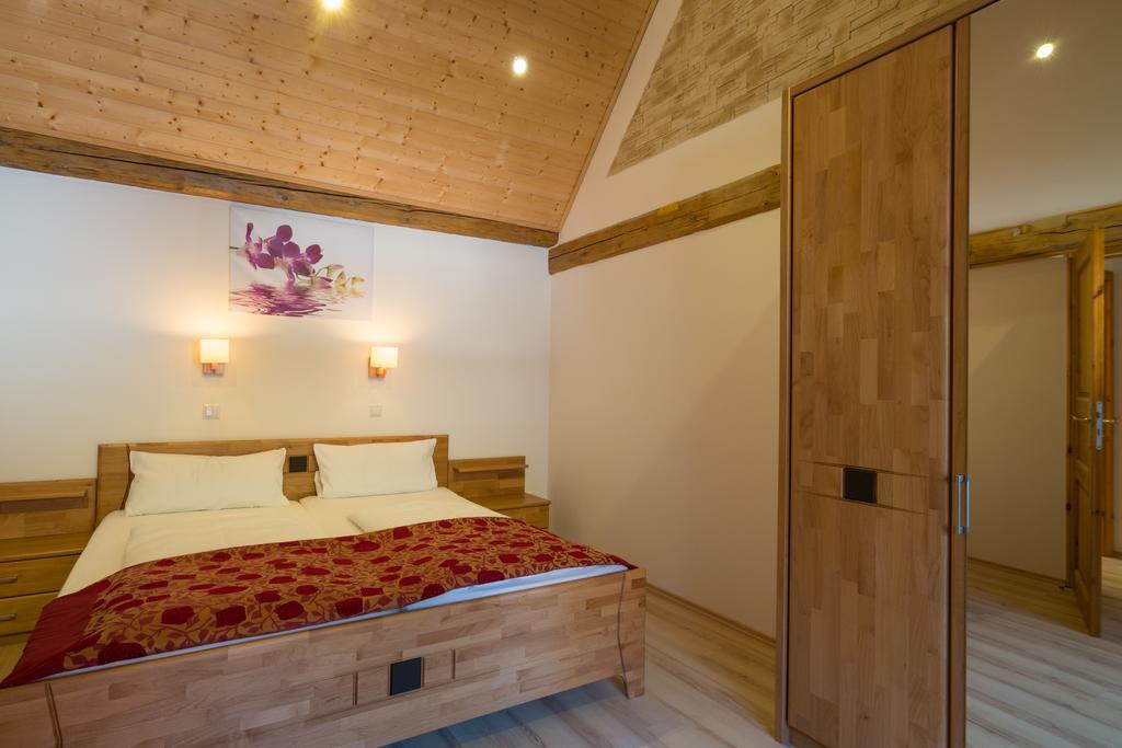 Wellnesshotel & Restaurant Hexenschopf Löffingen Eksteriør bilde