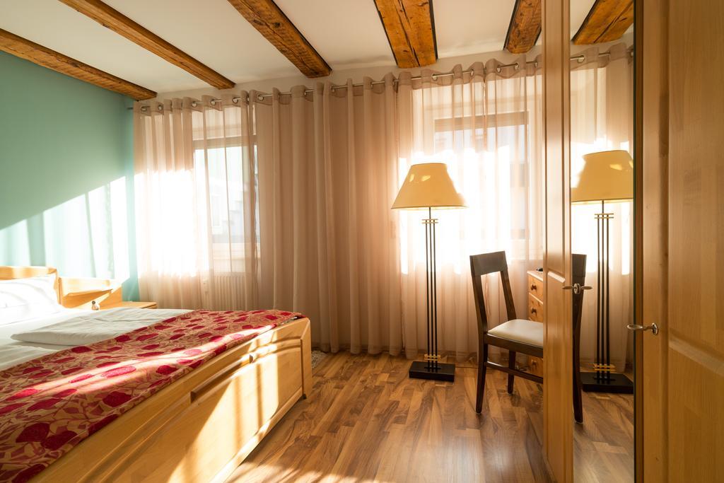 Wellnesshotel & Restaurant Hexenschopf Löffingen Eksteriør bilde